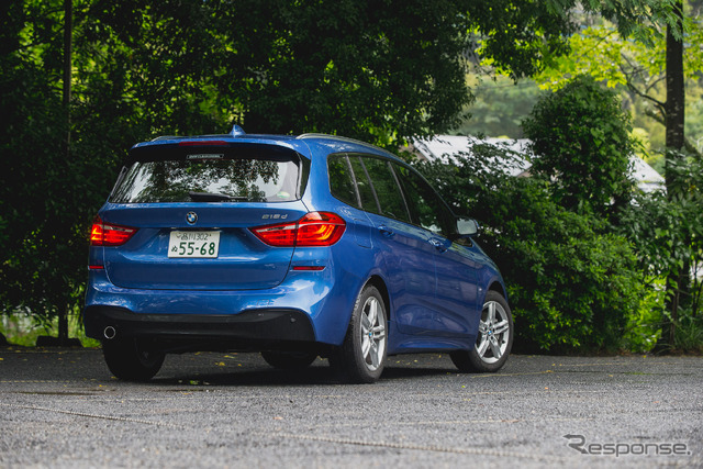 BMW 2シリーズ グランツアラー で愛犬と共に
