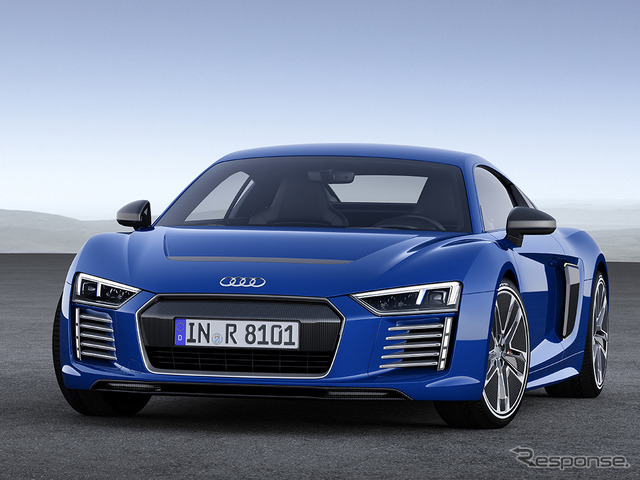 アウディ  R8 e-トロン（参考画像）