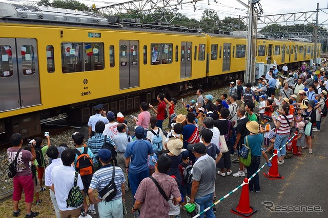 今年の南入曽車両基地公開イベントは8月22日に行われる。写真は2014年のイベントの様子。