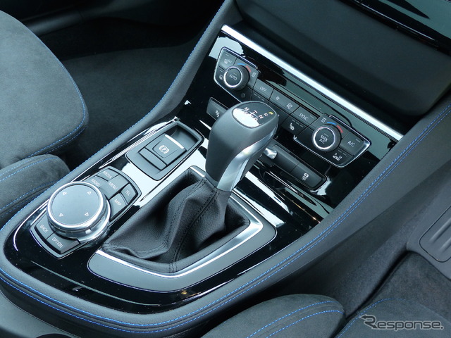 BMW 225i xDrive アクティブツアラー M Sport