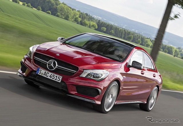 メルセデスベンツ AMG CLA 45 4MATIC