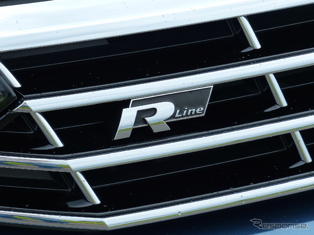 フォルクスワーゲン パサート ヴァリアント TSI R-Line