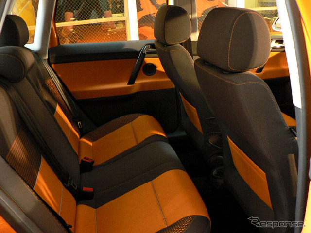 【VW クロスポロ 日本発表】ライバルは高級ブランド商品