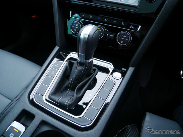 VW パサート ヴァリアント Rライン