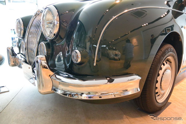 光岡自動車 ビュート