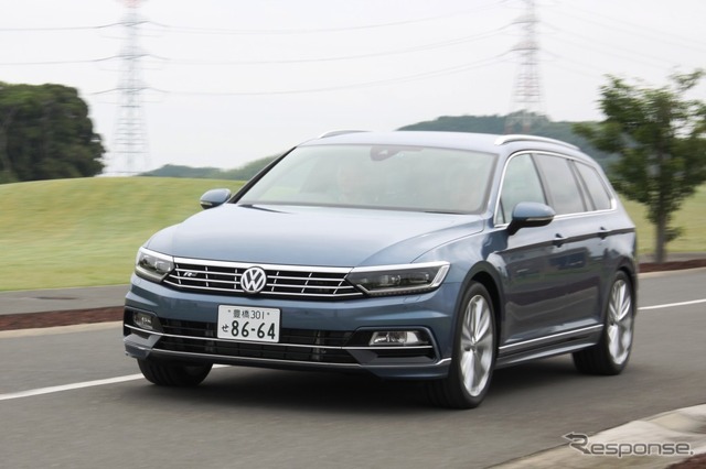 VW パサートヴァリアント R-Line