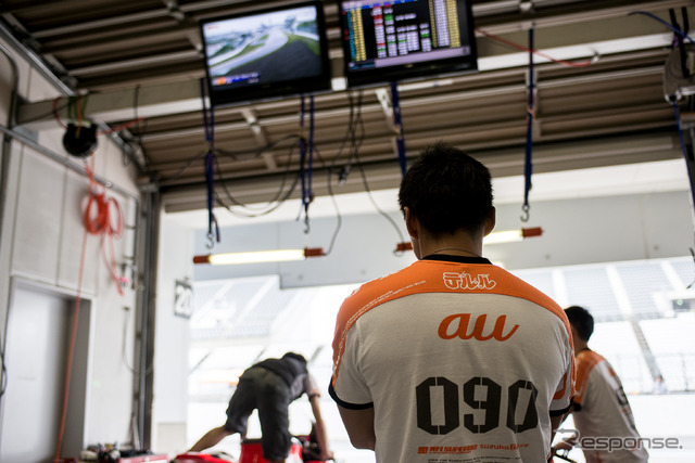 au & テルル・Kohara RT(鈴鹿8耐・第2回公開合同テスト)