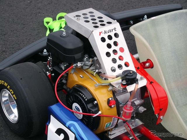 高学年向けコースのカートに搭載された130cc・4ストロークエンジン