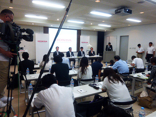 東京で開催された「Honda歩行アシスト」発表会・体験会(7月21日)