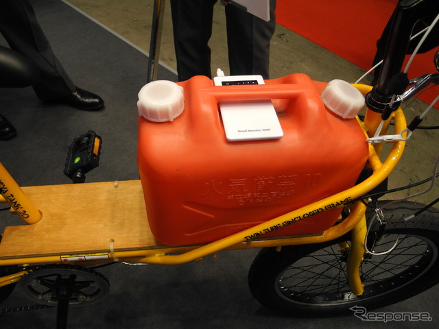 ユアサ商事が販売する自転車「リキシャタンク」