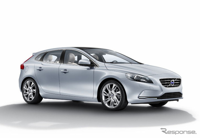 ボルボ V40
