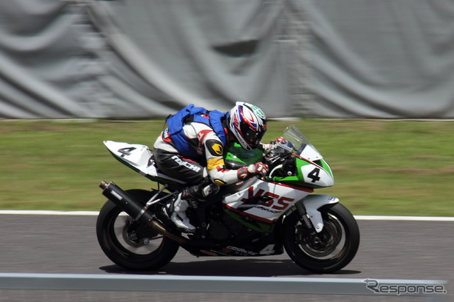 鈴鹿4耐を制した中村/和田組のTTS Racing