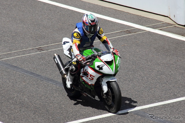鈴鹿4耐を制した中村/和田組のTTS Racing
