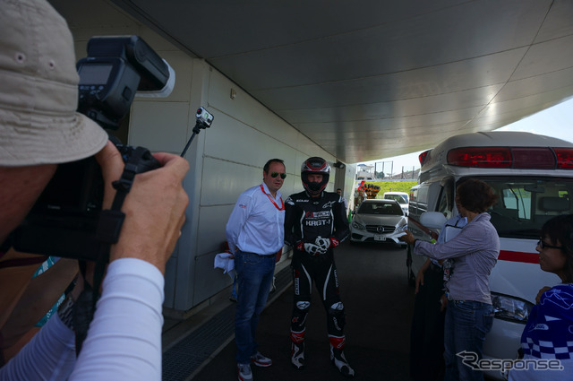 キアヌ・リーブス氏 鈴鹿8耐2015