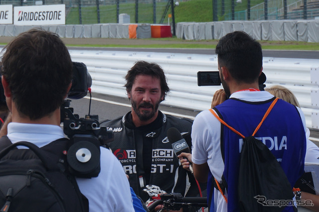 キアヌ・リーブス氏 鈴鹿8耐2015