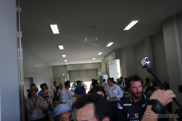 キアヌ・リーブス氏 鈴鹿8耐2015