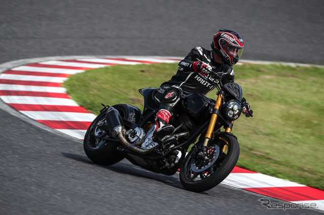 キアヌ・リーブス氏 鈴鹿8耐2015