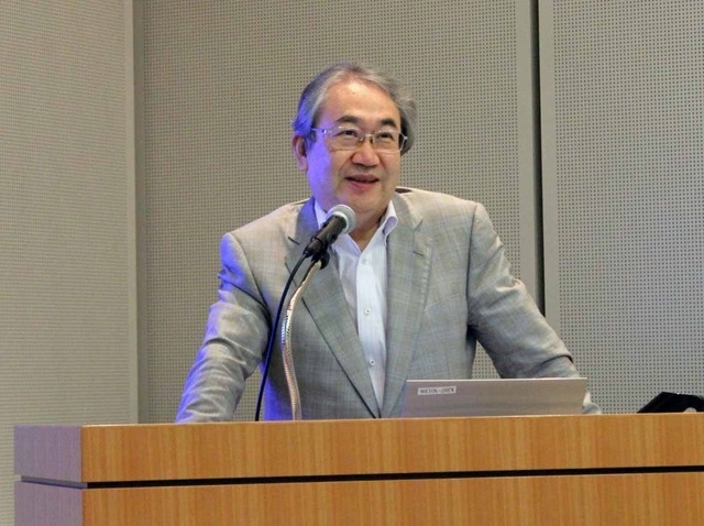 上原誉志夫教授
