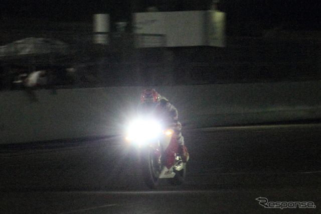 2015鈴鹿8耐前夜祭の様子