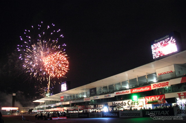 2015鈴鹿8耐前夜祭の様子