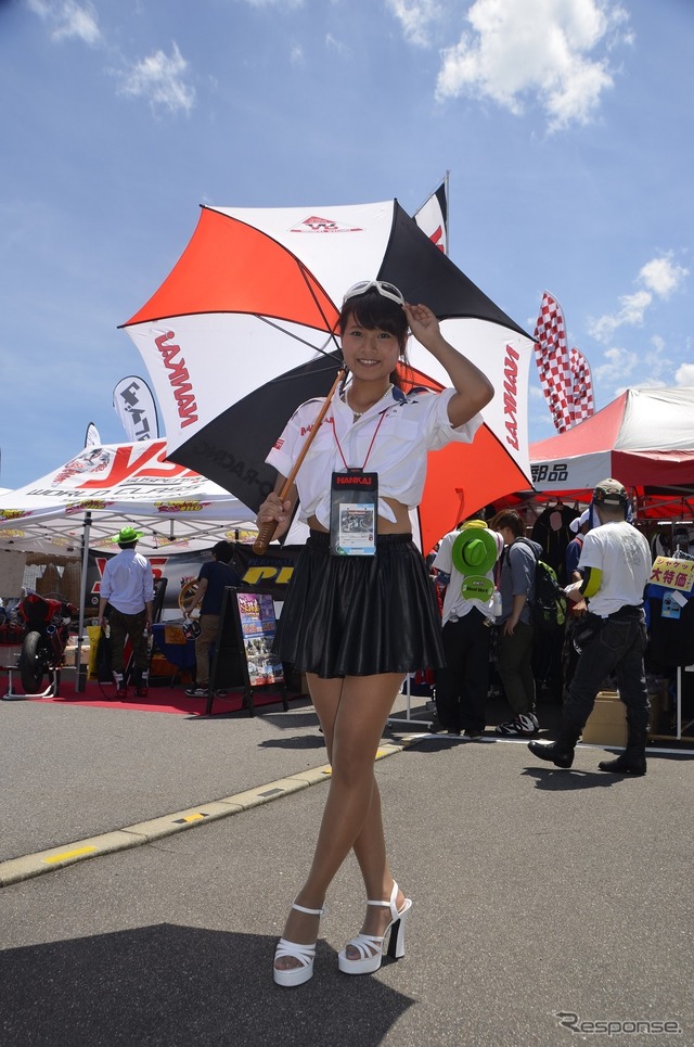 鈴鹿8耐 サーキットの女神たち