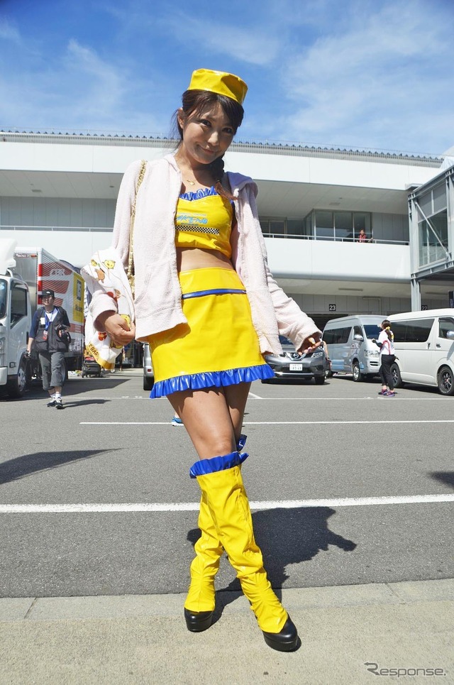 鈴鹿8耐 サーキットの女神たち