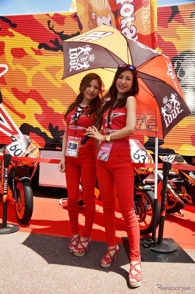 鈴鹿8耐 サーキットの女神たち