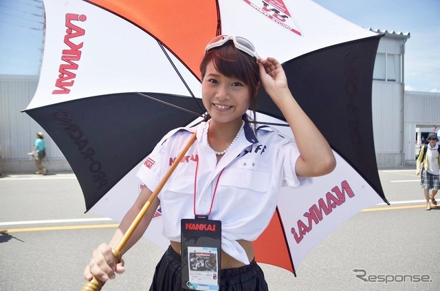 鈴鹿8耐 サーキットの女神たち