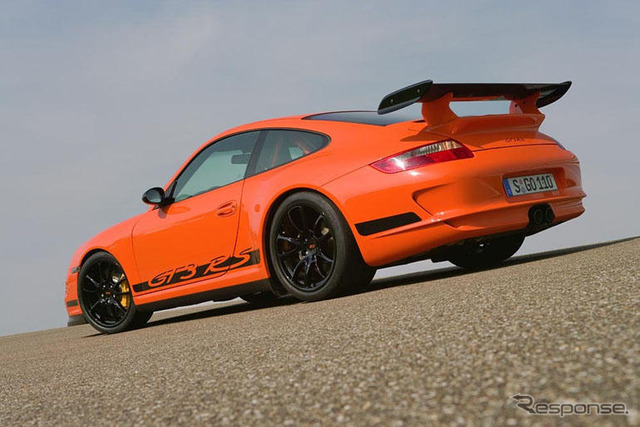 【パリモーターショー06】ポルシェ初、新型4車種を一挙発表