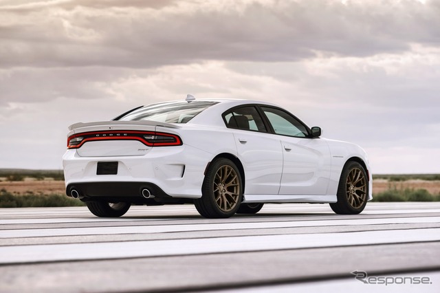 ダッジ チャージャー  SRT ヘルキャット