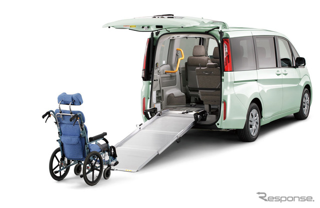 ホンダ ステップ ワゴン 車いす仕様車 G 4列目乗車タイプ