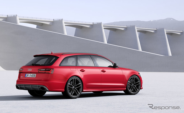 アウディ RS6アバント