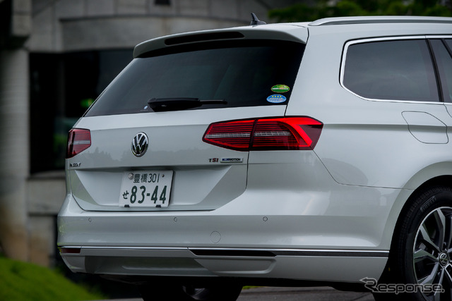 VW パサート ヴァリアント TSI Highline
