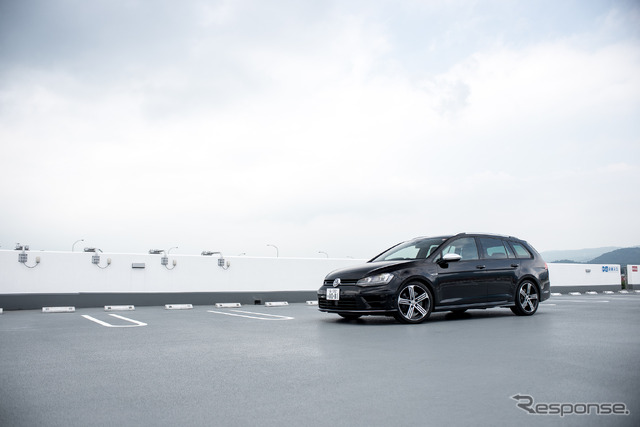 VW ゴルフ R ヴァリアント