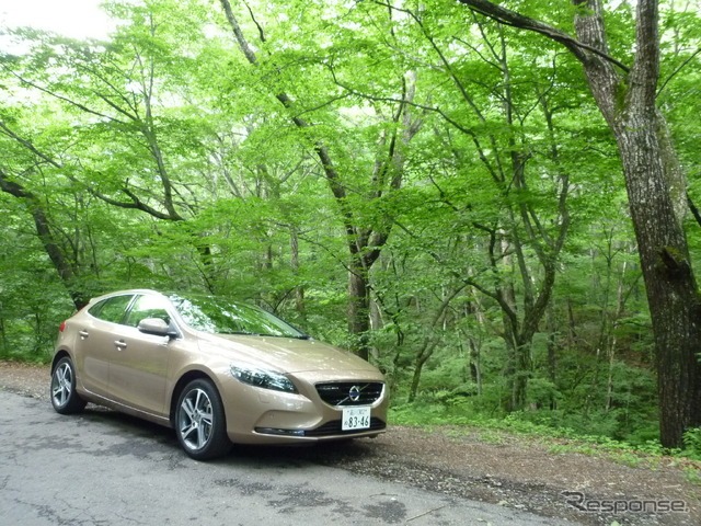 ボルボ V40 D4 SE