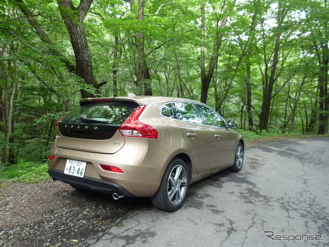 ボルボ V40 D4 SE