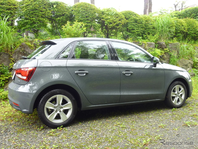 アウディ A1 スポーツバック 1.0 TFSI