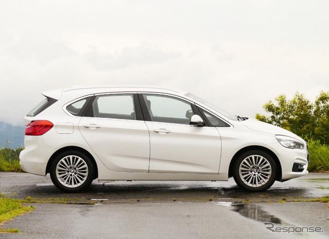 BMW 218dアクティブツアラー