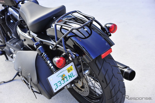 ハーレーダビッドソン XL1200X フォーティーエイト(北米仕様およびカスタムが施されているため、日本仕様と若干異なる)