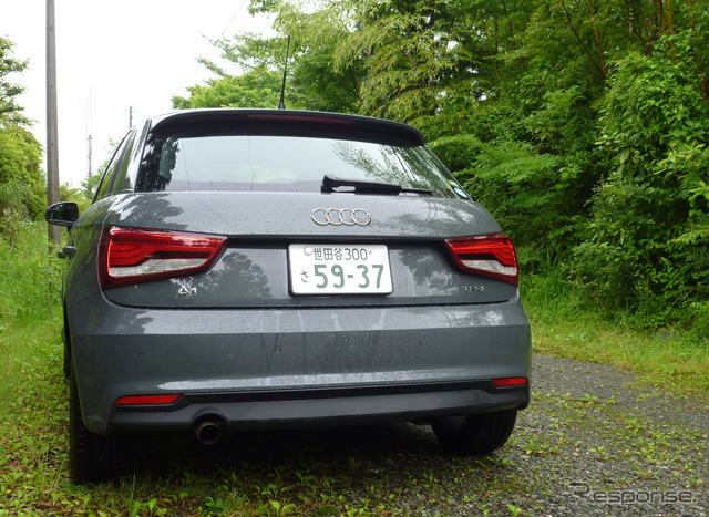 アウディ A1 スポーツバック 1.0 TFSI