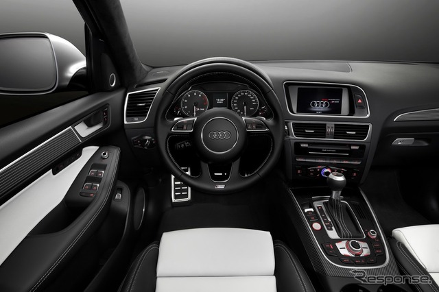 アウディ SQ5