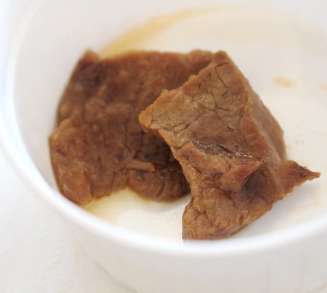 「おいしい缶詰」シリーズの既存商品(牛肉の和風甘辛煮)