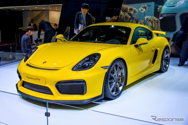 ポルシェ ケイマン GT4(ジュネーブモーターショー15)