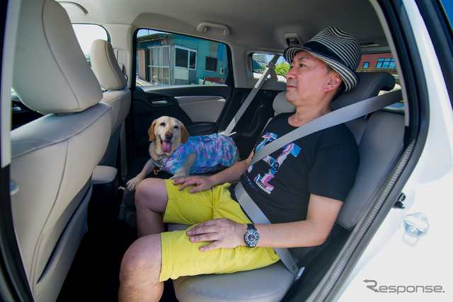 ホンダ シャトル と愛犬の旅