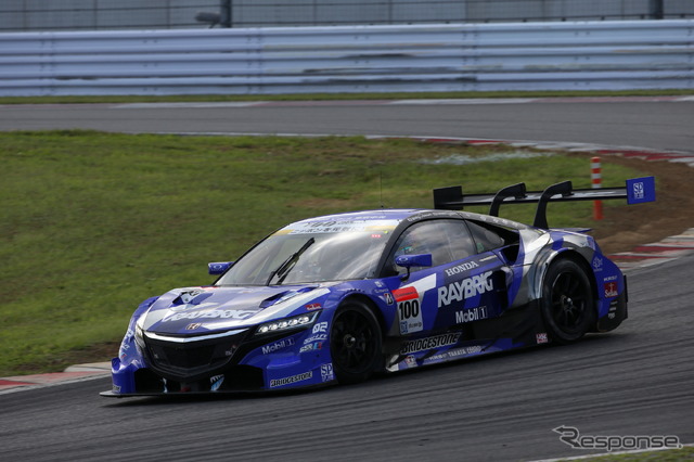 決勝5位の#100 NSX。