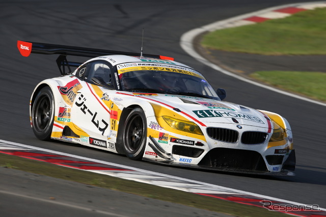 決勝4位の#51 BMW Z4。