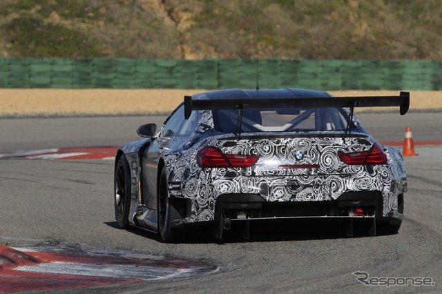 BMW M6 GT3の開発プロトタイプ車