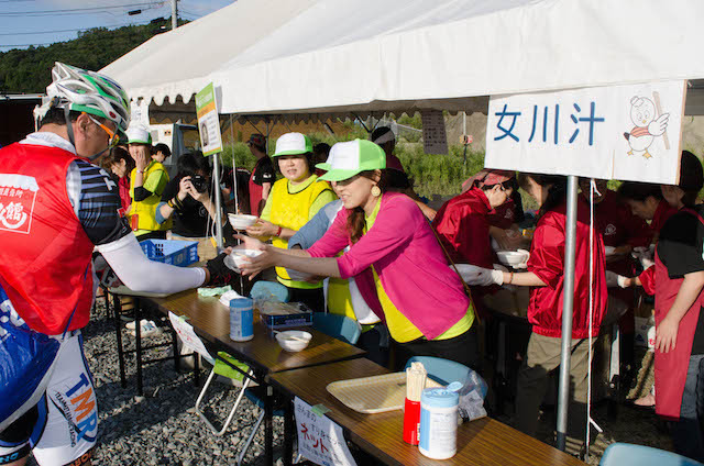 美味しい女川汁がもらえました(ツール・ド・東北14)
