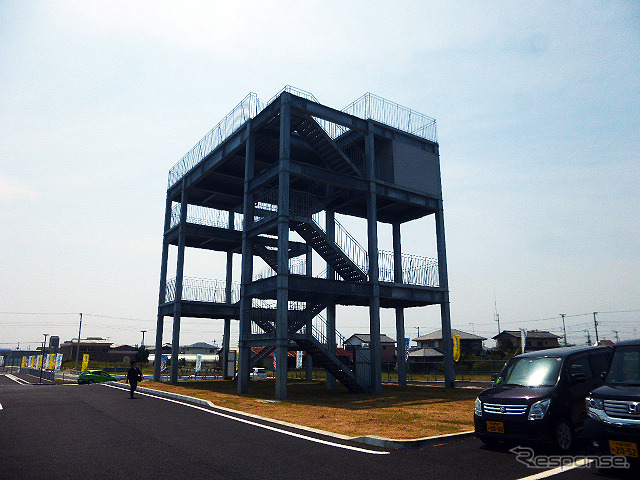津波避難タワー(千葉県山武郡九十九里町小関)