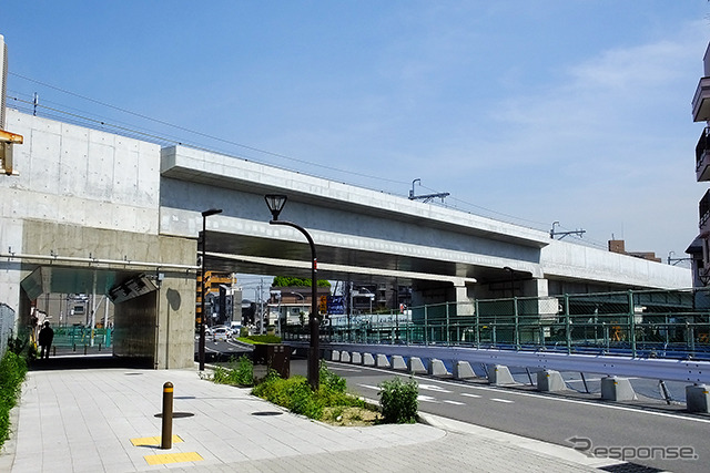都市計画道路を跨ぐ歌島豊里線架道橋